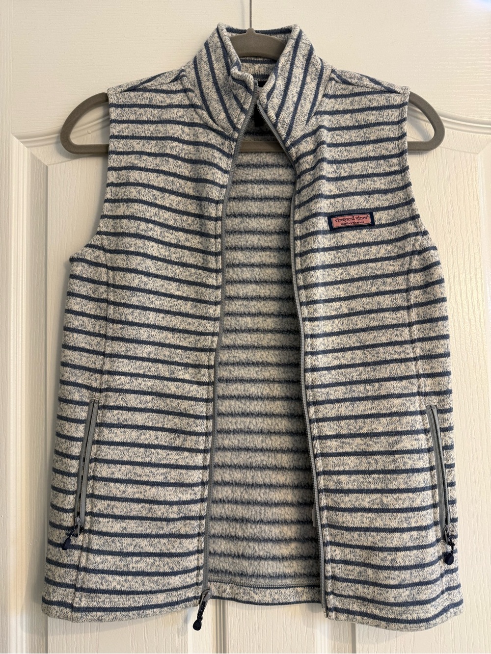 Women’s vineyard vines vest